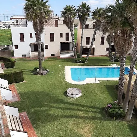 Individual En El Pueblo De Zahara Holiday home *